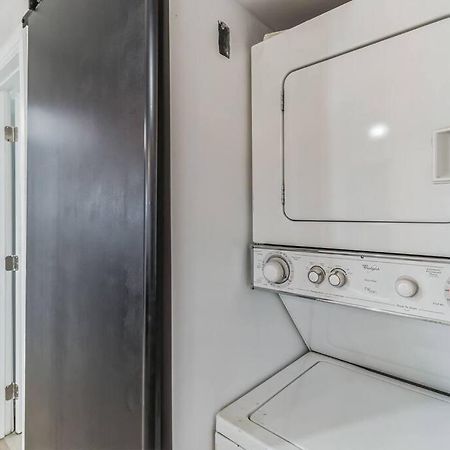Modern City Ranch 3 Bdrm Family Home Access By Dirt Road Palmdale Kültér fotó